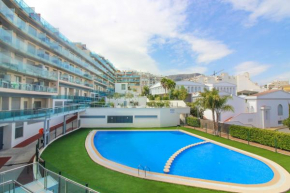 Apartamento con piscina - BOR228